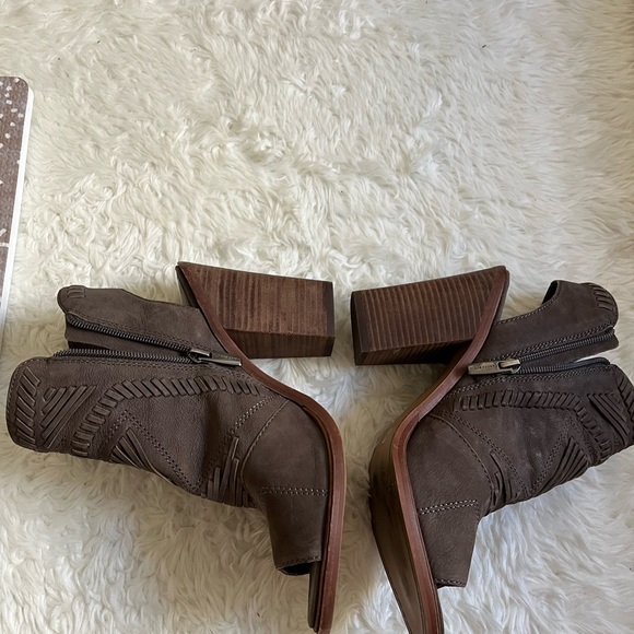 Vince Camuto Karinta Block Heel Booties, Dark Gray - Picture 2 of 4